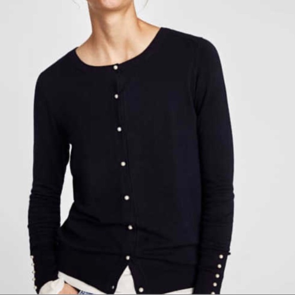 Zara | Sweaters | Zara Pearl Button 